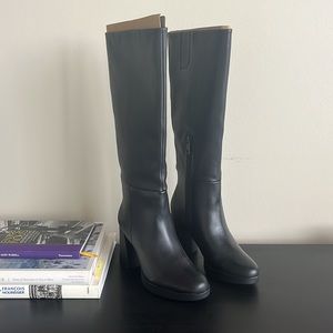 Black Leather Knee High Boots 8.5